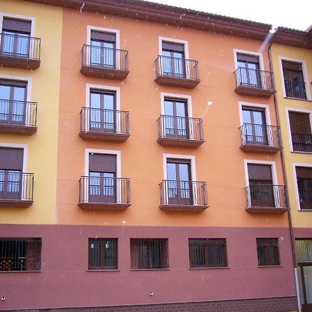 Apartamentos Puerta Muralla Τερουέλ Εξωτερικό φωτογραφία